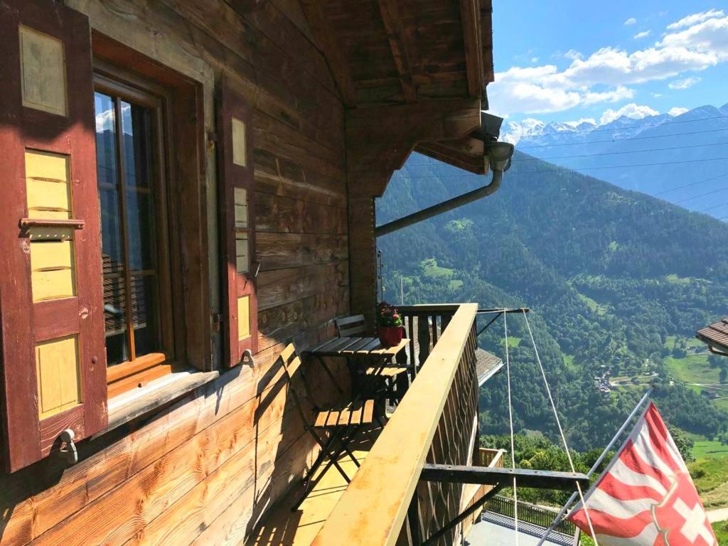 Appartement "Le Ver Luisant" A Saint-Martin, Val D'Herens, Valais المظهر الخارجي الصورة